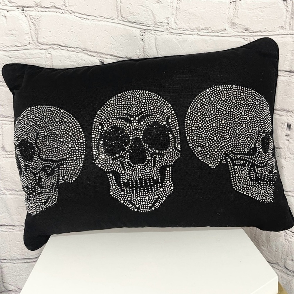 *NEW* Rhinestone 3 Skulls Black 14" x
20" Throw Pillow